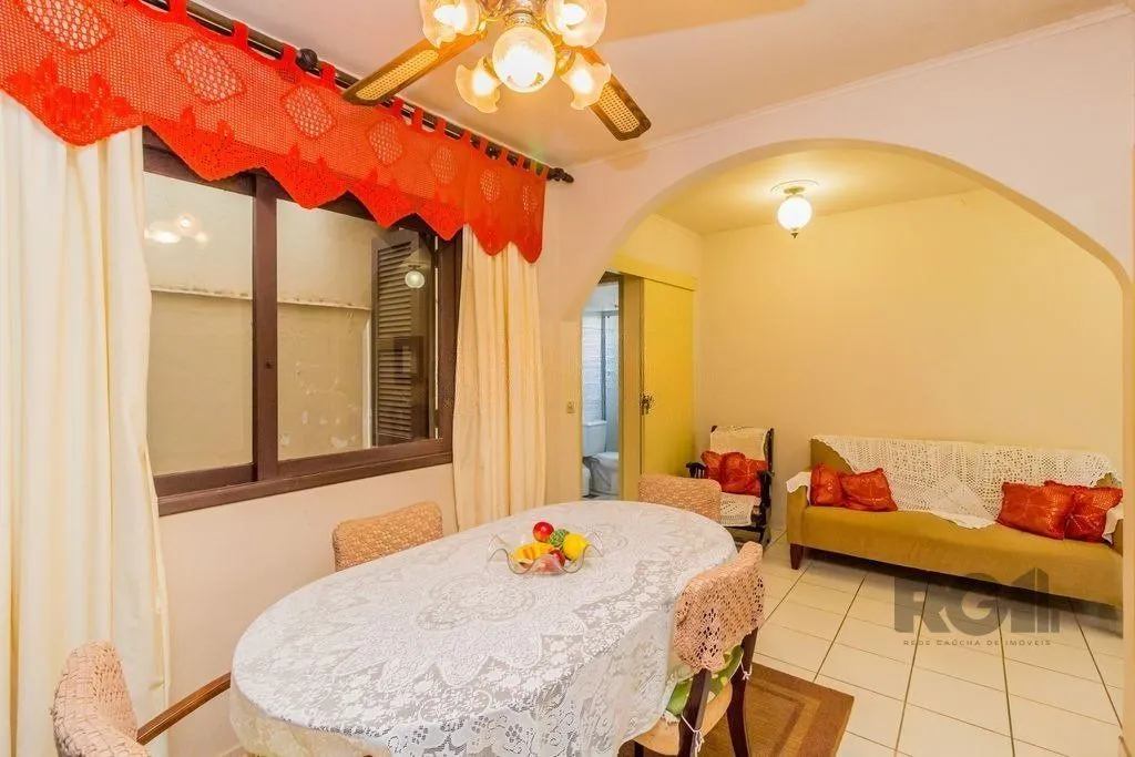Imagem Casa 3 dormitórios no bairro Vila Jardim