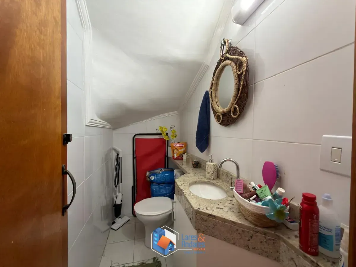 Imagem Sobrado para venda em Vila Nivi com 3 quartos, sendo 1 suíte, 84m²