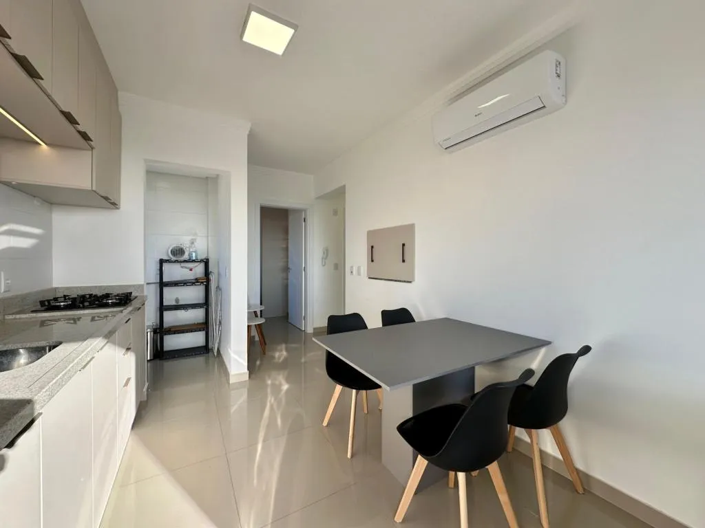 Imagem Apartamento 1 Dormitório - Bairro Zona Nova