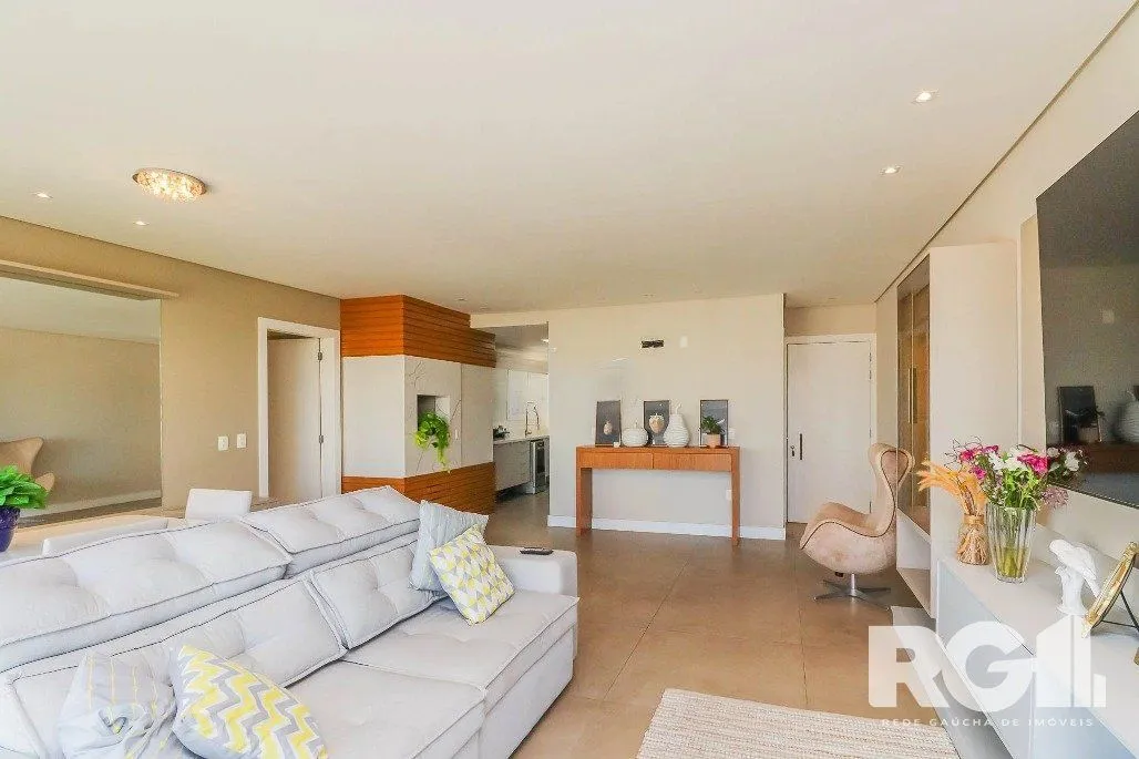 Imagem Apartamento com 3 Dormitórios, Suíte e Vaga Dupla - Andar Alto