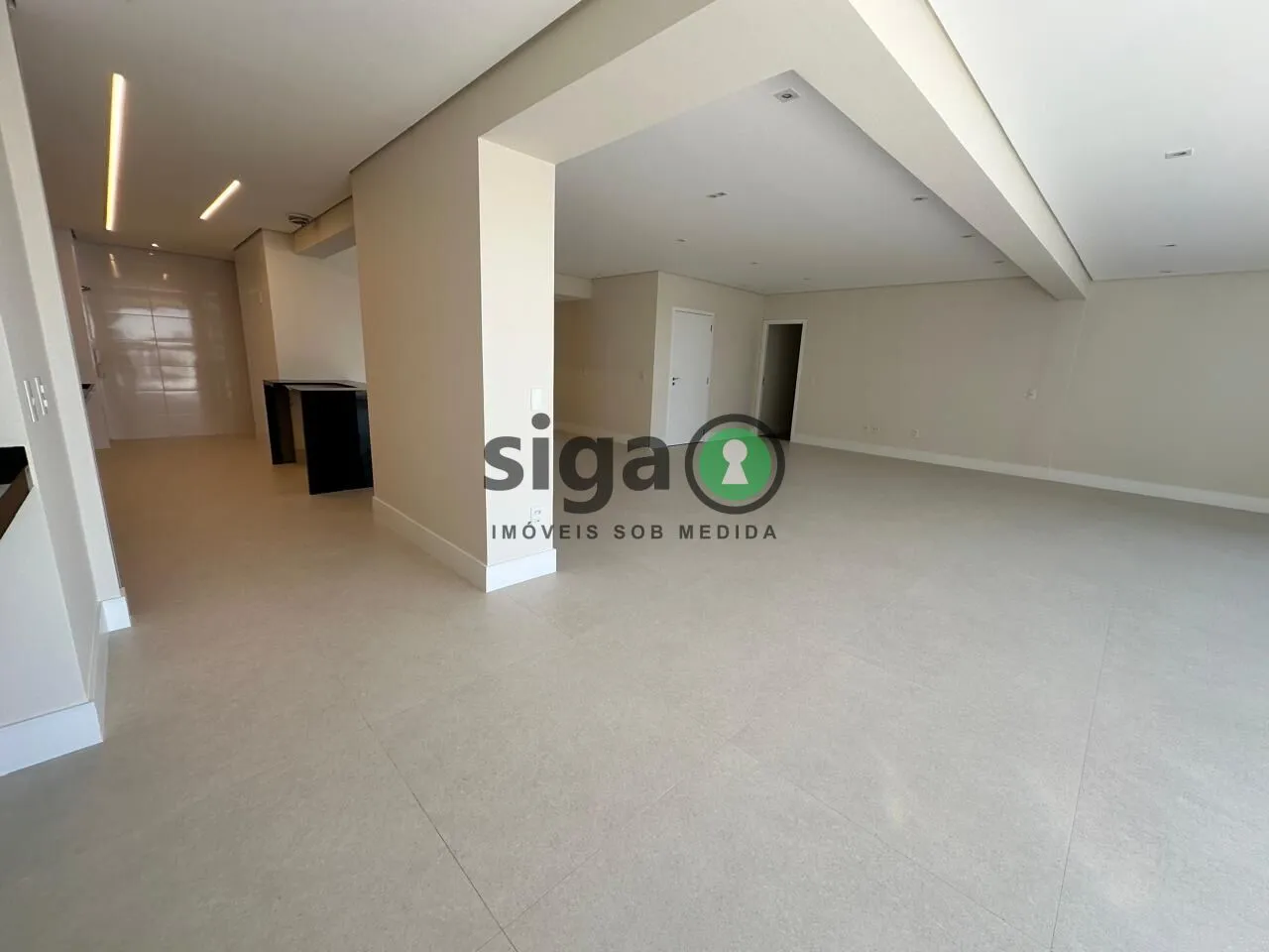 Imagem OPORTUNIDADE NO EZ PARQUE DA CIDADE 196m² 3 SUÍTES