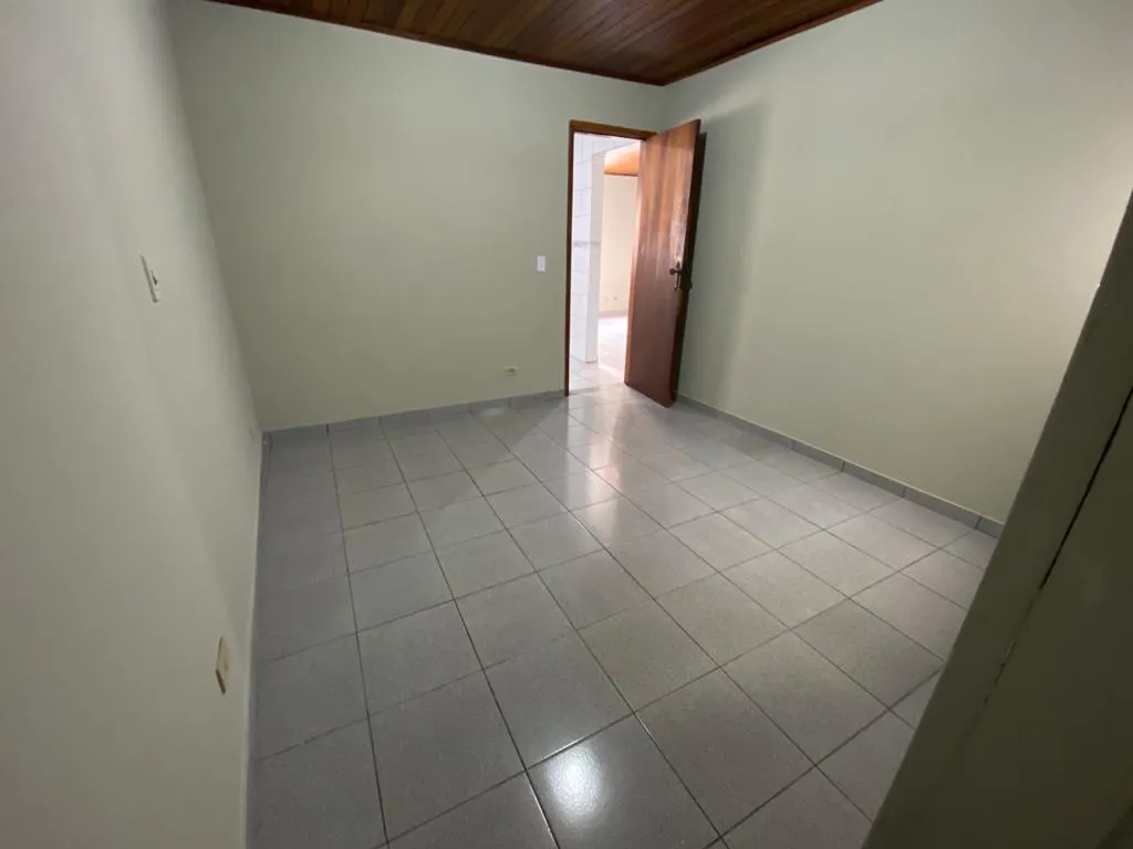 Imagem CASA TERREA 2 DORMITORIOS