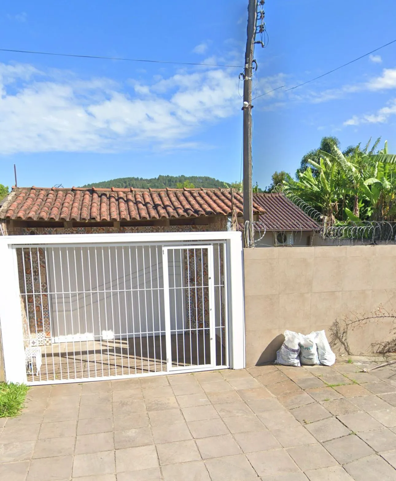 Imagem Casa no bairro Aberta dos Morros - 3 dormitórios