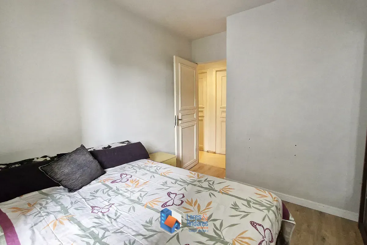 Imagem Apartamento para venda em Vila Romero com 3 quartos, sendo 1 suíte, 84m²