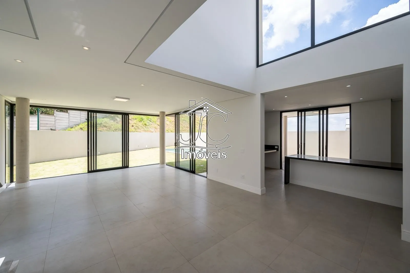Imagem Casa com 4 Suítes, 330 m², aluguel por R$ 17.000/mês ou à venda por R$ 2.700.000 - Condomínio Residencial Arboretum - Vinhedo/SP