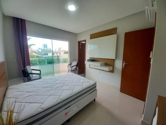 Imagem Casa duplex de alto padrão composta de 3 suítes 3 vagas de garagem na Praia do Morro