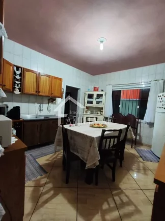 Imagem SOBRADO COM 6 APARTAMENTOS PARA INVESTIDORES