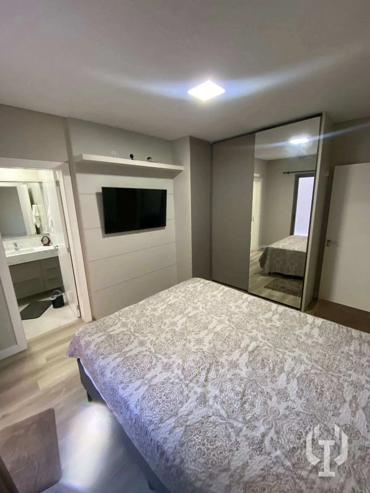 Imagem Apartamento à venda, no Le Blanc, em Itapema, Meia Praia, com 3 quartos