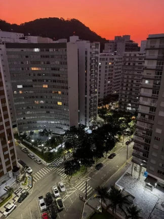 Imagem Apartamento com 2 dormitórios à venda, 68 m² por R$ 420.000 - Pitangueiras - Guarujá/SP