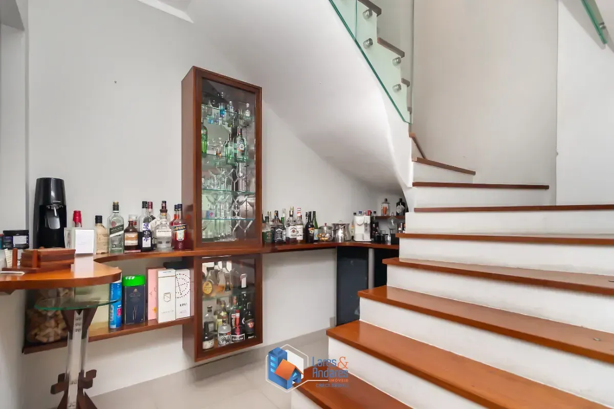 Imagem Cobertura para venda em Campo Belo com 2 quartos, sendo 1 suíte, 191m²