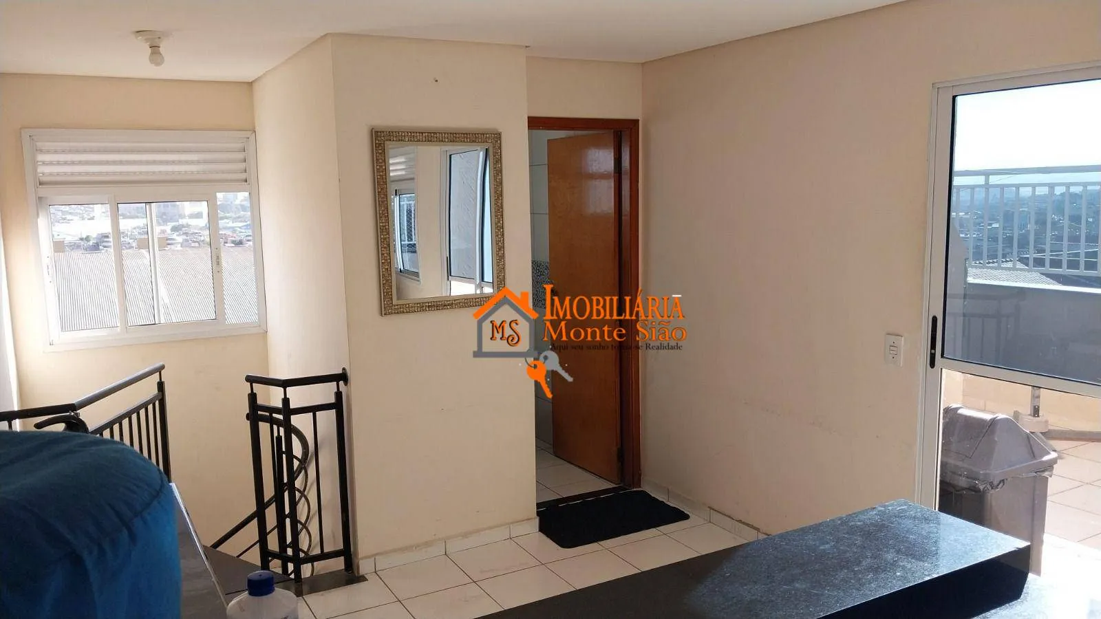 Imagem Apartamento Duplex com 2 dormitórios à venda, 86 m² por R$ 320.000,00 - Jardim Silvestre - Guarulhos/SP