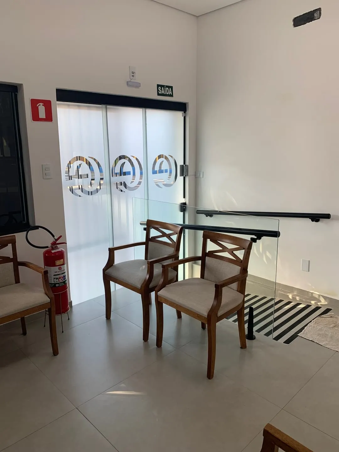 Imagem Comercial para Locação 10M², São Benedito, Pindamonhangaba - SP | Clínica Integra