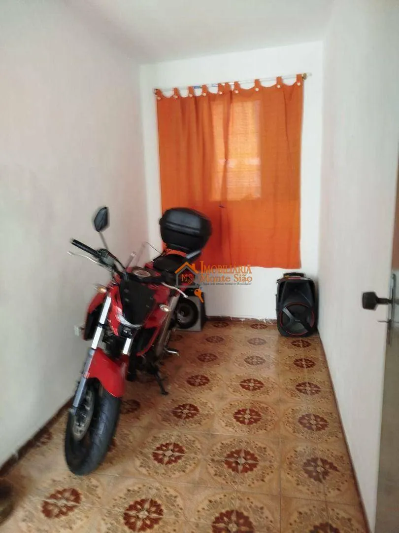 Imagem Casa com 3 dormitórios à venda, 2000 m² por R$ 330.000,00 - São João - Guarulhos/SP