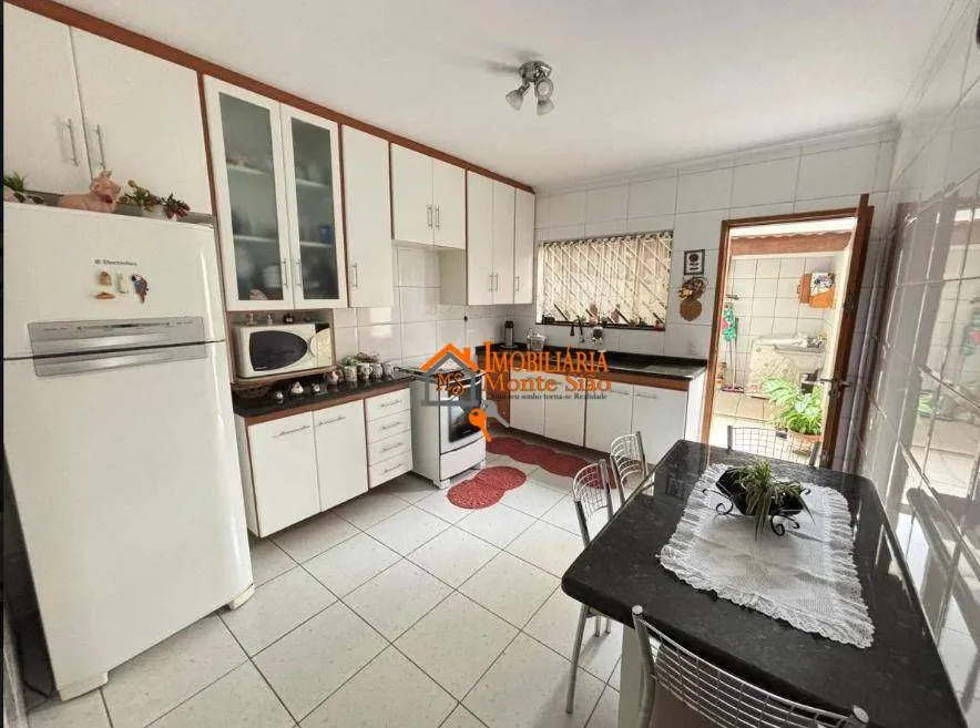 Imagem Sobrado com 3 dormitórios à venda, 156 m² por R$ 1.250.000,00 - Jardim Santa Mena - Guarulhos/SP