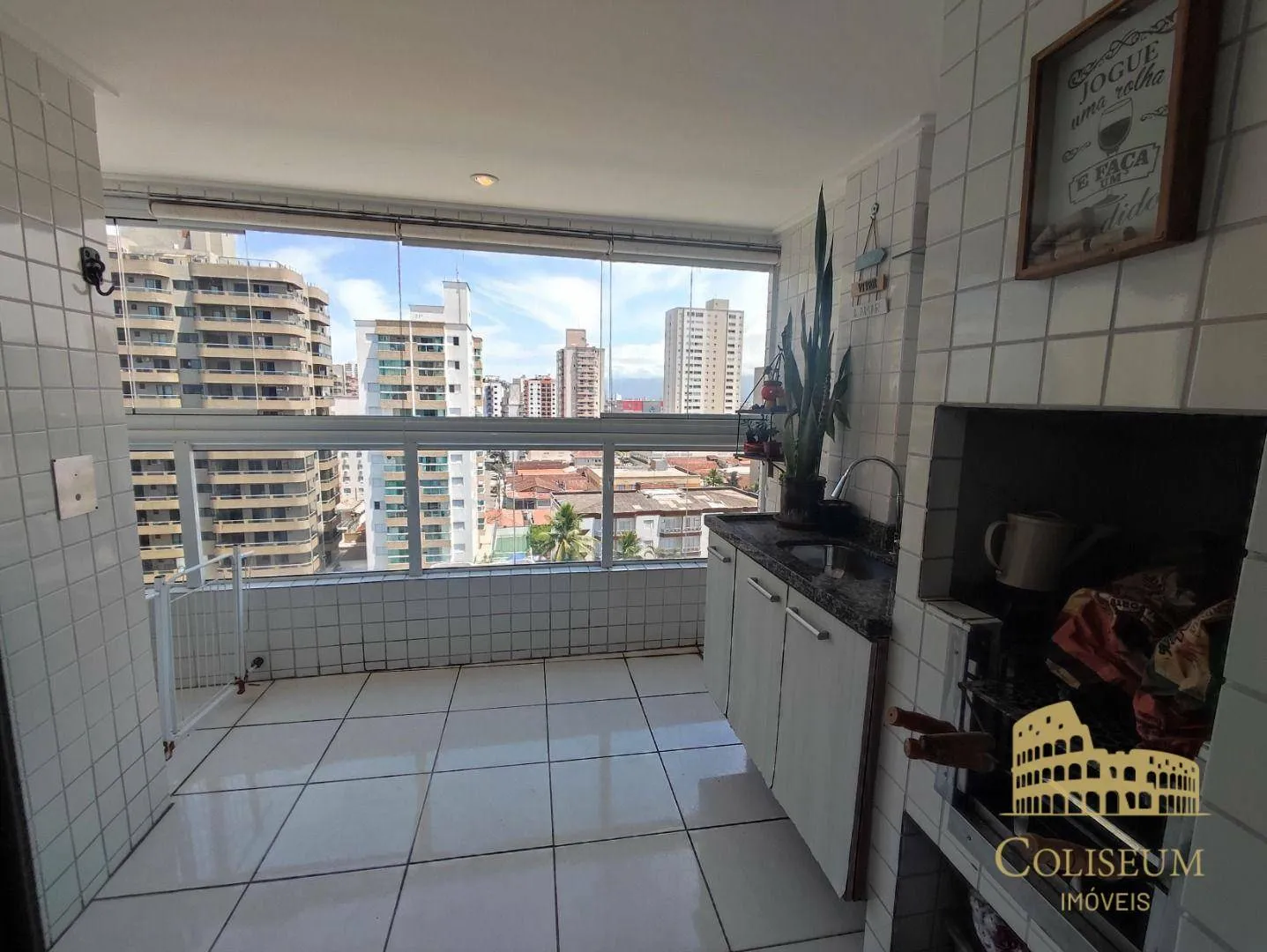Imagem Apartamento com 2 dormitórios à venda, 75 m² por R$ 520.000,00 - Tupi - Praia Grande/SP