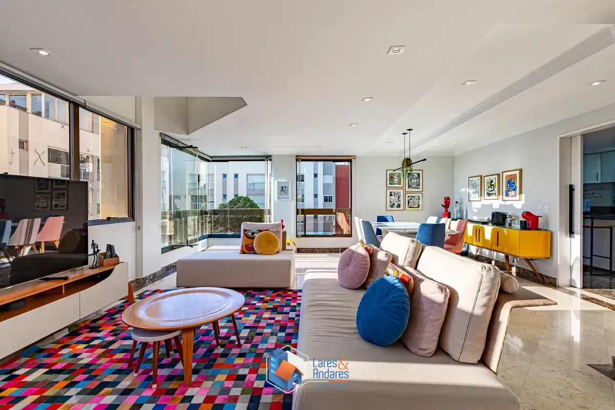 Imagem Duplex para venda em Sumaré com 3 quartos, sendo 3 suítes, 208m²