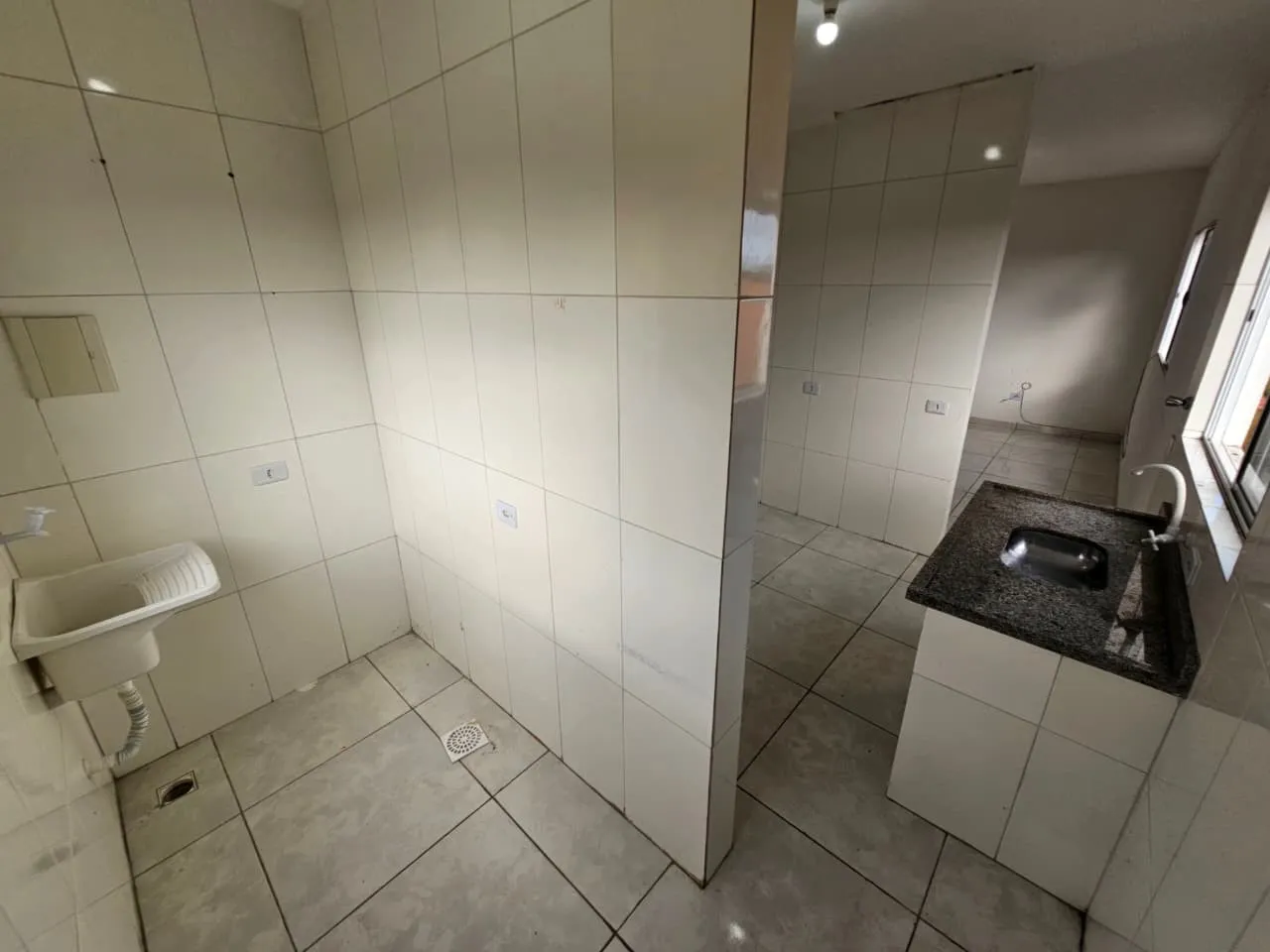 Imagem Casa para Venda em Itanhaém, Nossa Senhora do Sion, 2 dormitórios, 1 banheiro, 1 vaga