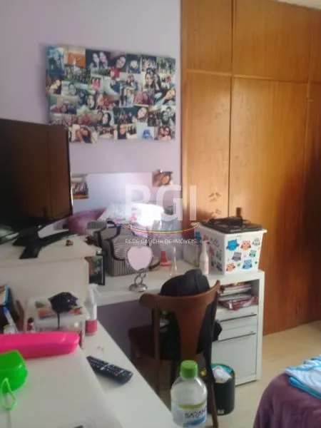 Imagem Casa para Venda - 210m², 3 dormitórios, sendo 1 suites, Cidade Baixa