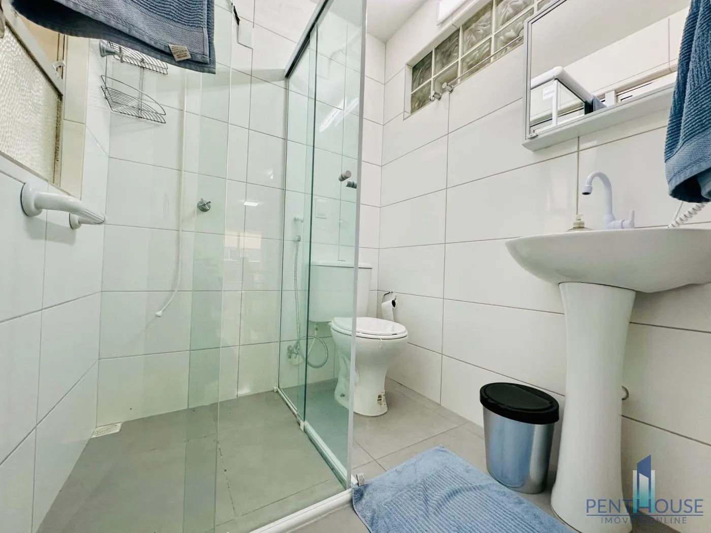 Imagem Apartamento Zona Central para Locação em Balneário Camboriú, CENTRO, 2 dormitórios, 1 suíte, 2 banheiros, 1 vaga