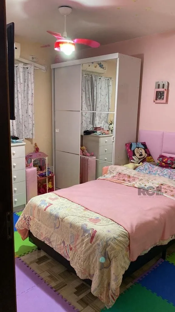 Imagem Casa 3 quartos, 4 vagas, salão de festa, sacada 198m² bairro Rubem Berta, Poa/RS