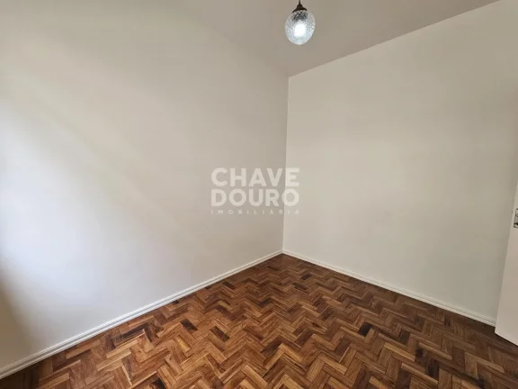 Imagem Apartamento de 1 quarto + 1 dependência próximo à Faculdade totalmente reformado!