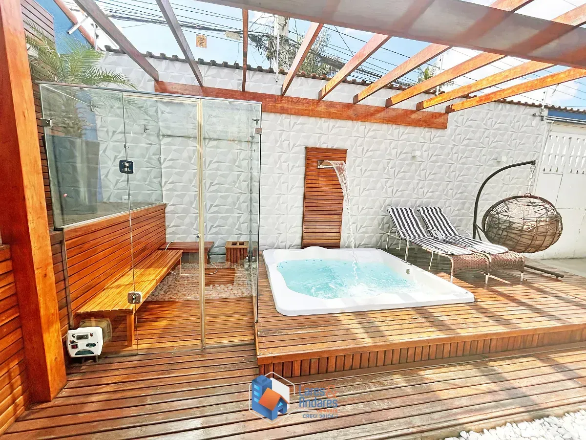Imagem Sobrado para venda em Jardim Nossa Senhora do Carmo com 4 quartos, sendo 2 suítes, 328m²