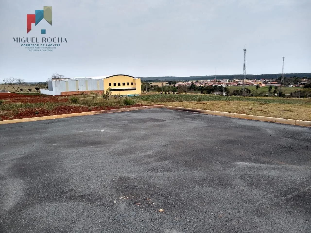 Imagem Terreno na cidade de Quadra SP