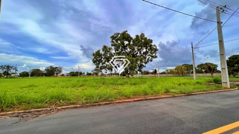 Imagem Lote de 600 m² à venda no Caribe Golf ... Spa
