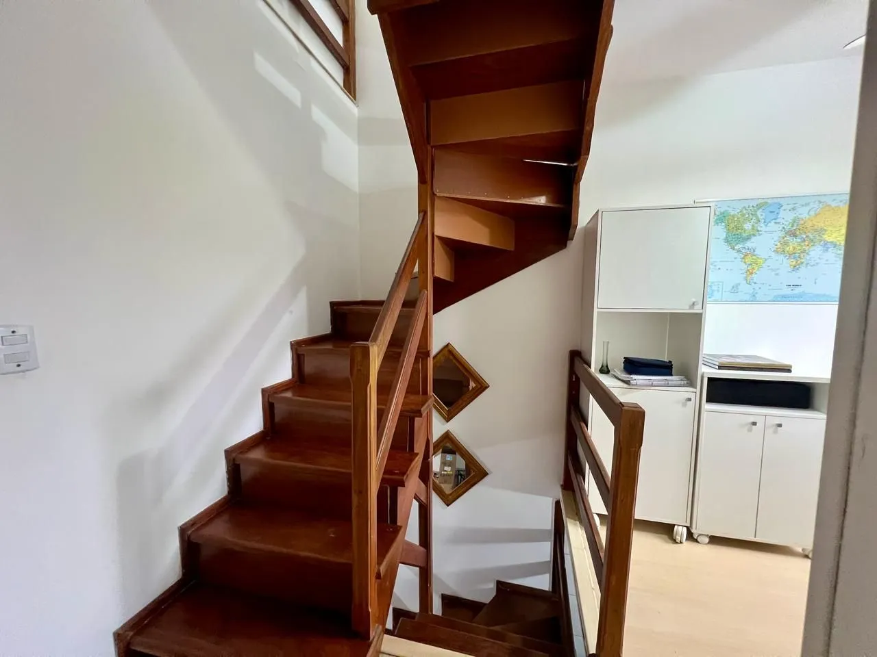 Imagem Casa em condomínio fechado com 94m2, 3 dormitórios no bairro Camaquã.