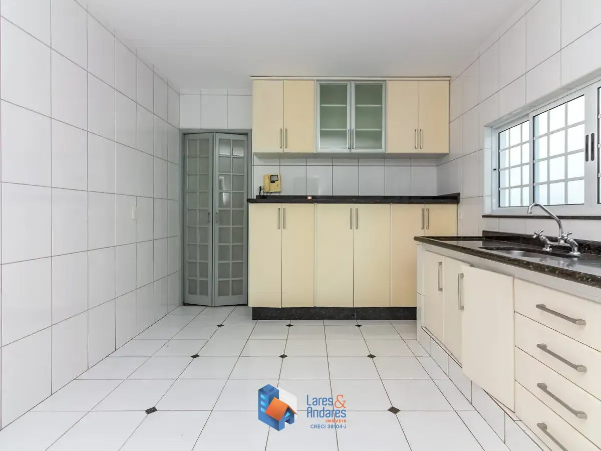 Imagem Sobrado para venda em Vila Iório com 2 quartos, 150m²