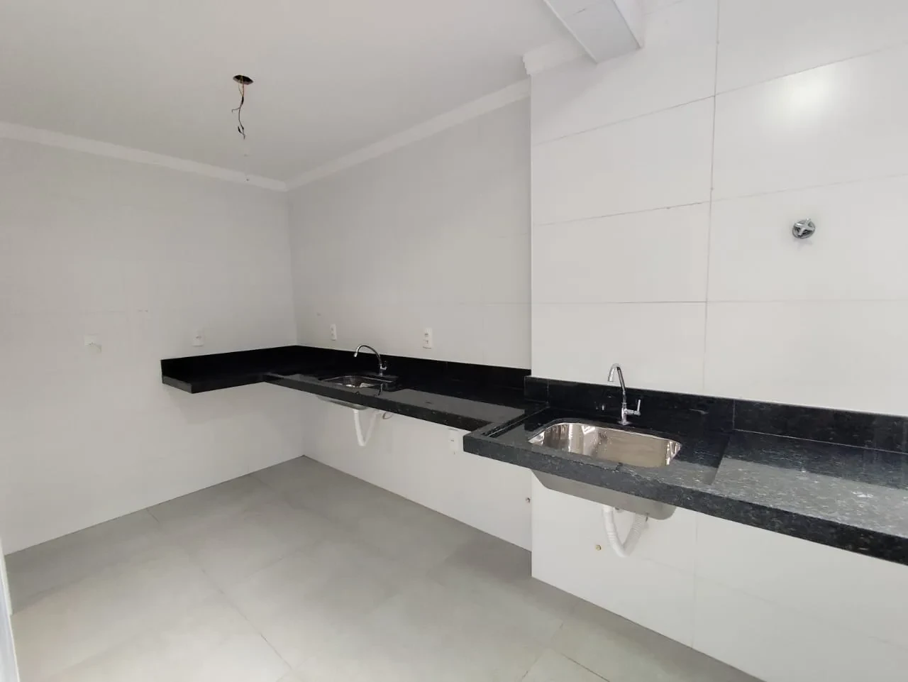 Imagem Apartamento com 2 Quartos à Venda, 65 metros em Gonzaga - Santos