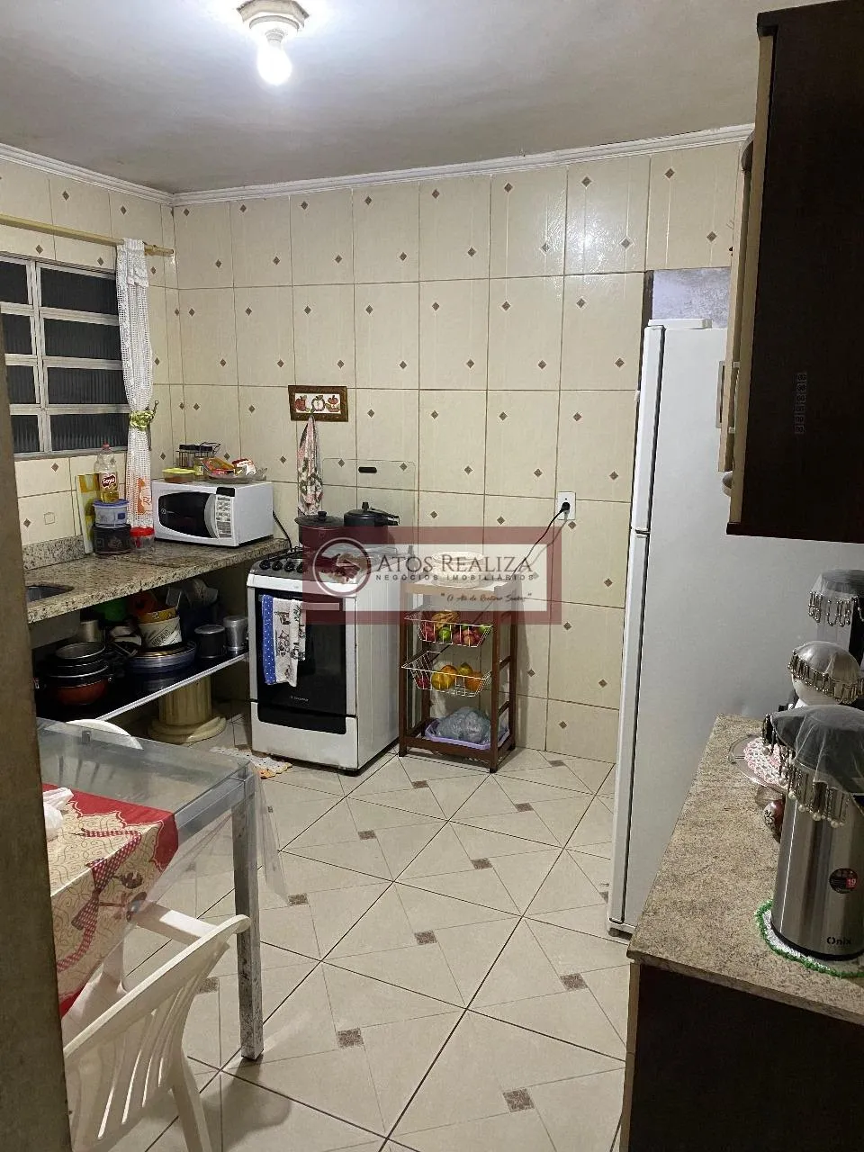 Imagem Vende Sobrado na Região do Sesc Interlagos, Sendo 3 Dormitorios, 2 Salas, 2 Banheiros, 1 Vaga de Garagem, Terraço com Churrasqueira, Imovel Bem Localizado, Proximo a Estação Grajau, Hospital Grajau, V