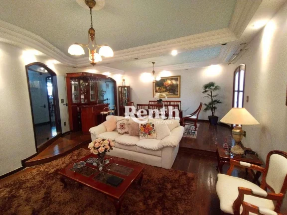 Casa com 5 dormitórios à venda, 393 m² por R$ 1.800.000 - Centro - Santa Gertrudes/SP