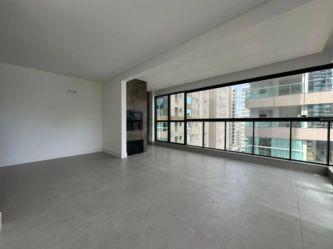 Imagem Apartamento à venda com 177m2 por R$ 3.250.000,00