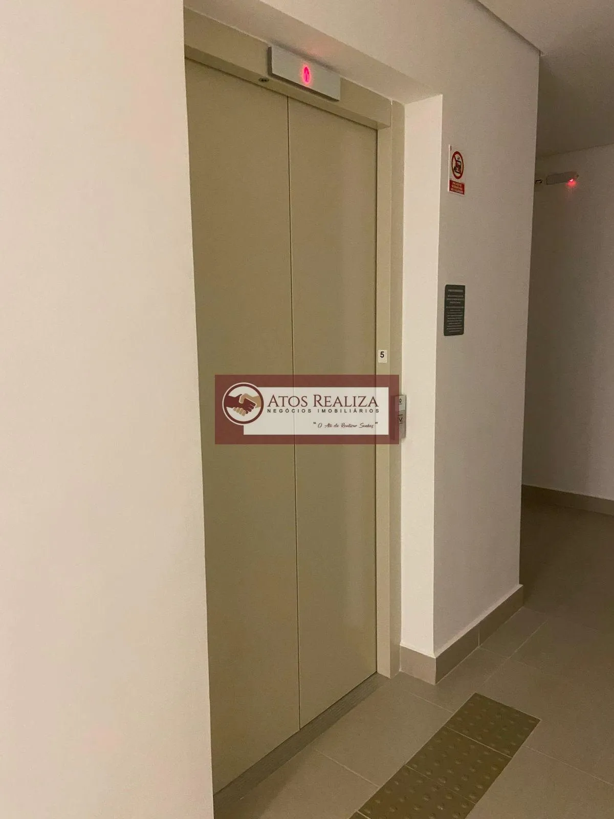 Imagem Apartamento à Venda no Cambuci SP, 2 Quartos, Sacada, 38m²