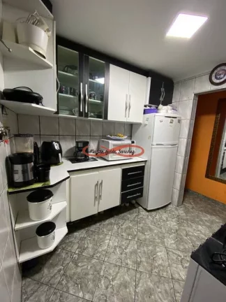Imagem APARTAMENTO GRANDE À VENDA NA COHAB II (JOSÉ BONIFÁCIO).