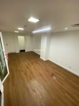 Imagem Conjunto comercial com 360m² no Jd. Paulista.
