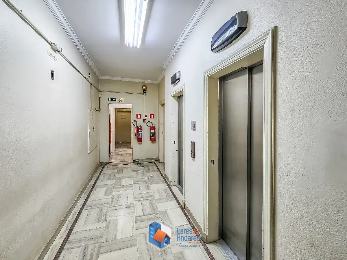 Imagem Conjunto comercial para venda e locação em República, 162m²