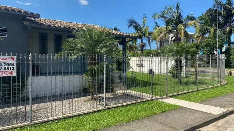 Imagem Casa com 3 Quartos à Venda, 148 m² em Milanese - Criciúma