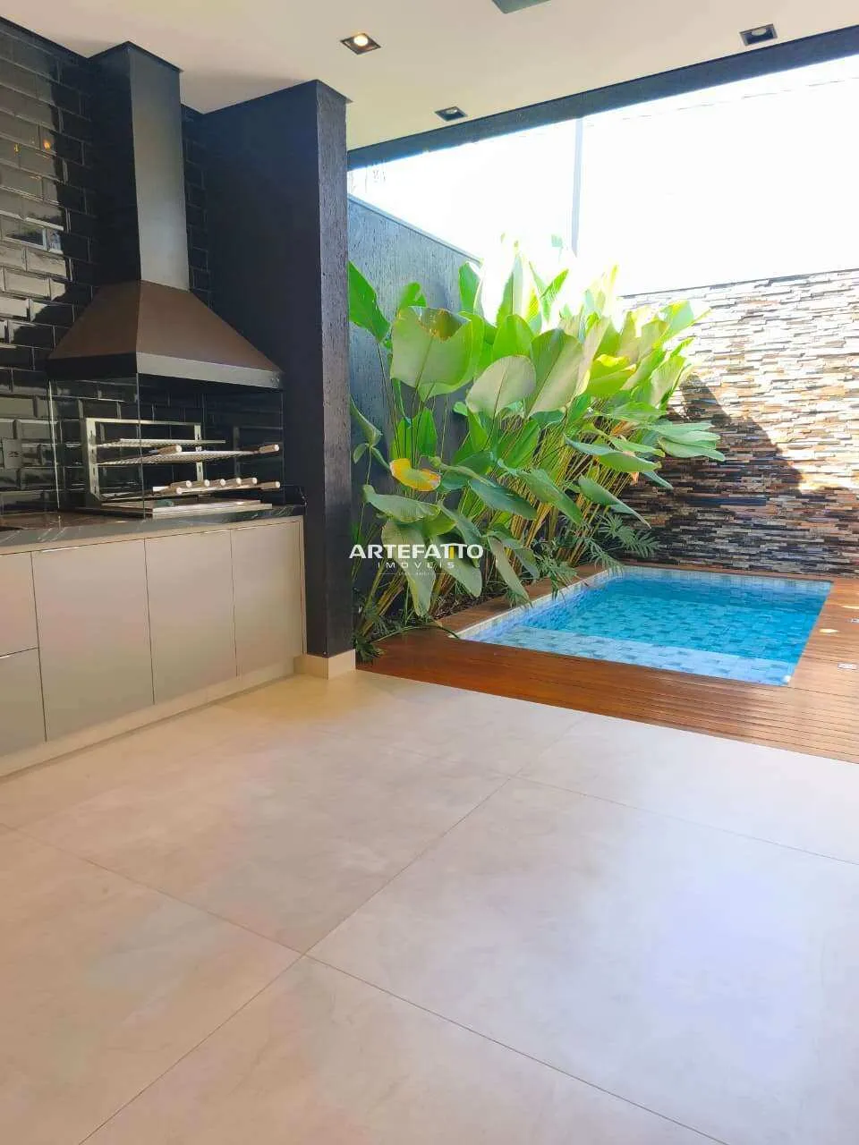 Foto do imóvel Casa à venda em Franca, Jardim Santa Lúcia, com 3 quartos, 214m2