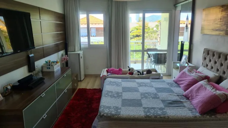 Imagem Casa com 3 Quartos à Venda, 295 m² em Camboinhas - Niterói