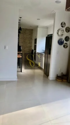 Imagem Casa para Venda em Teresópolis, Fazenda Suiça, 3 dormitórios, 3 suítes, 3 banheiros, 2 vagas