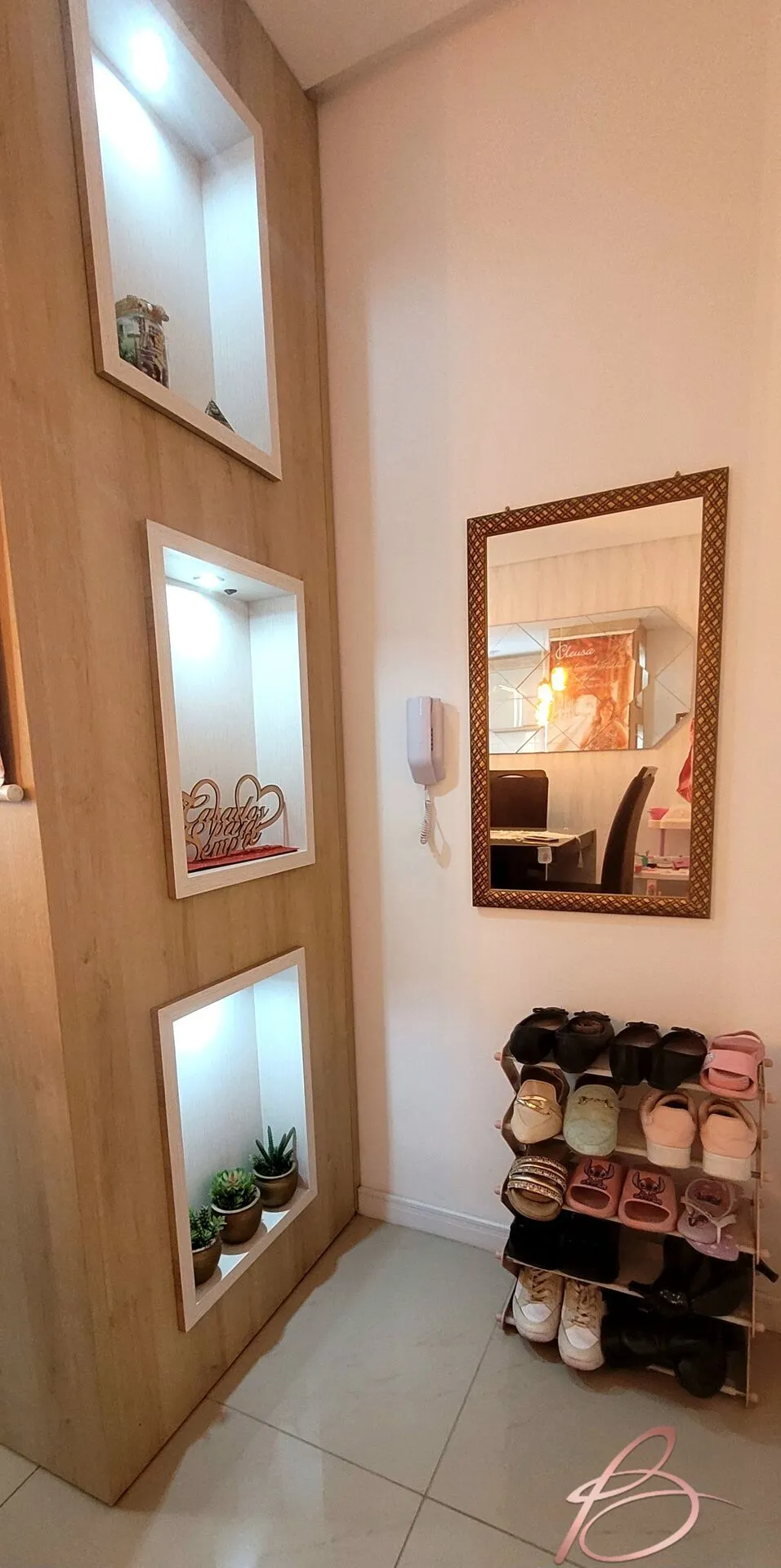 Imagem Apartamento de 2 quartos com 50 M² na parte alta do cordeiros