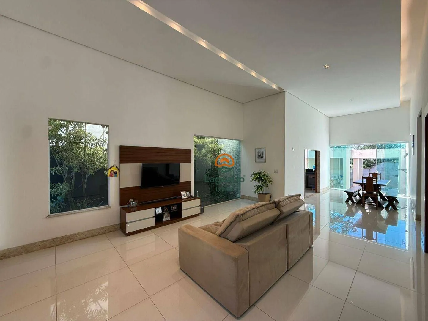 Imagem Casa com 4 dormitórios à venda, 205 m² por R$ 1.060.000 - Jardim Ipê - Lagoa Santa/MG
