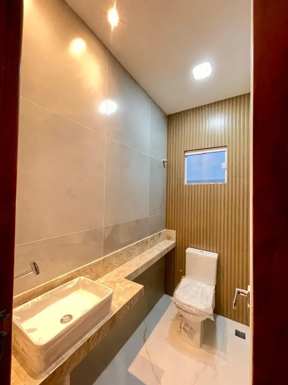 Imagem Casa de Condomínio com 3 Quartos à Venda, 200 metros em Cajupiranga - Parnamirim