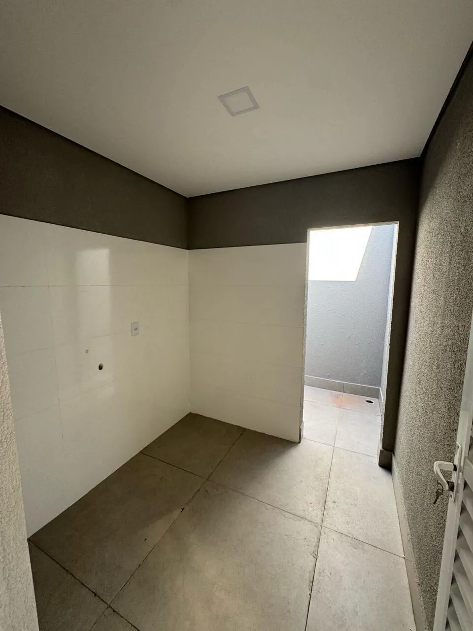 Imagem Casa 2 Quartos sendo 1 Suíte bairro Centro Sul Varzea Grande