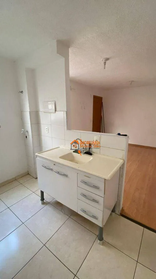 Imagem Apartamento com 2 dormitórios à venda, 47 m² por R$ 255.000,00 - Água Chata - Guarulhos/SP