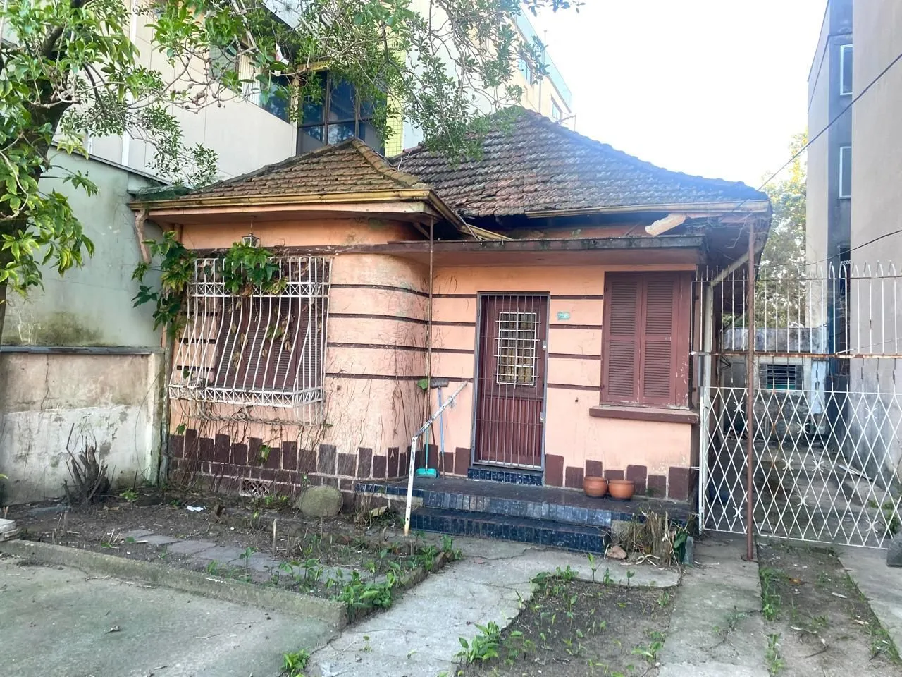 Imagem Casa Comercial em Santana