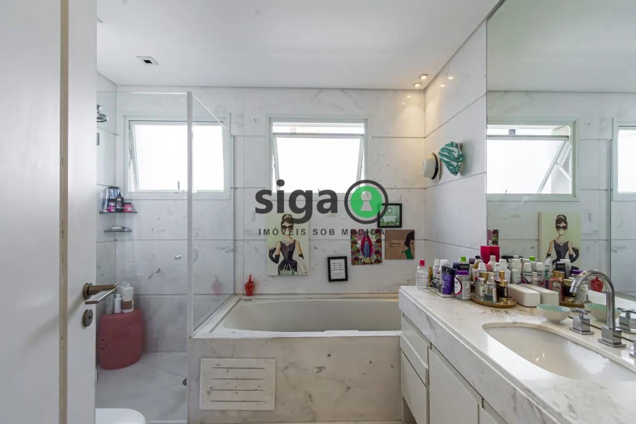 Imagem Apartamento a venda em MOEMA com 4 quartos
