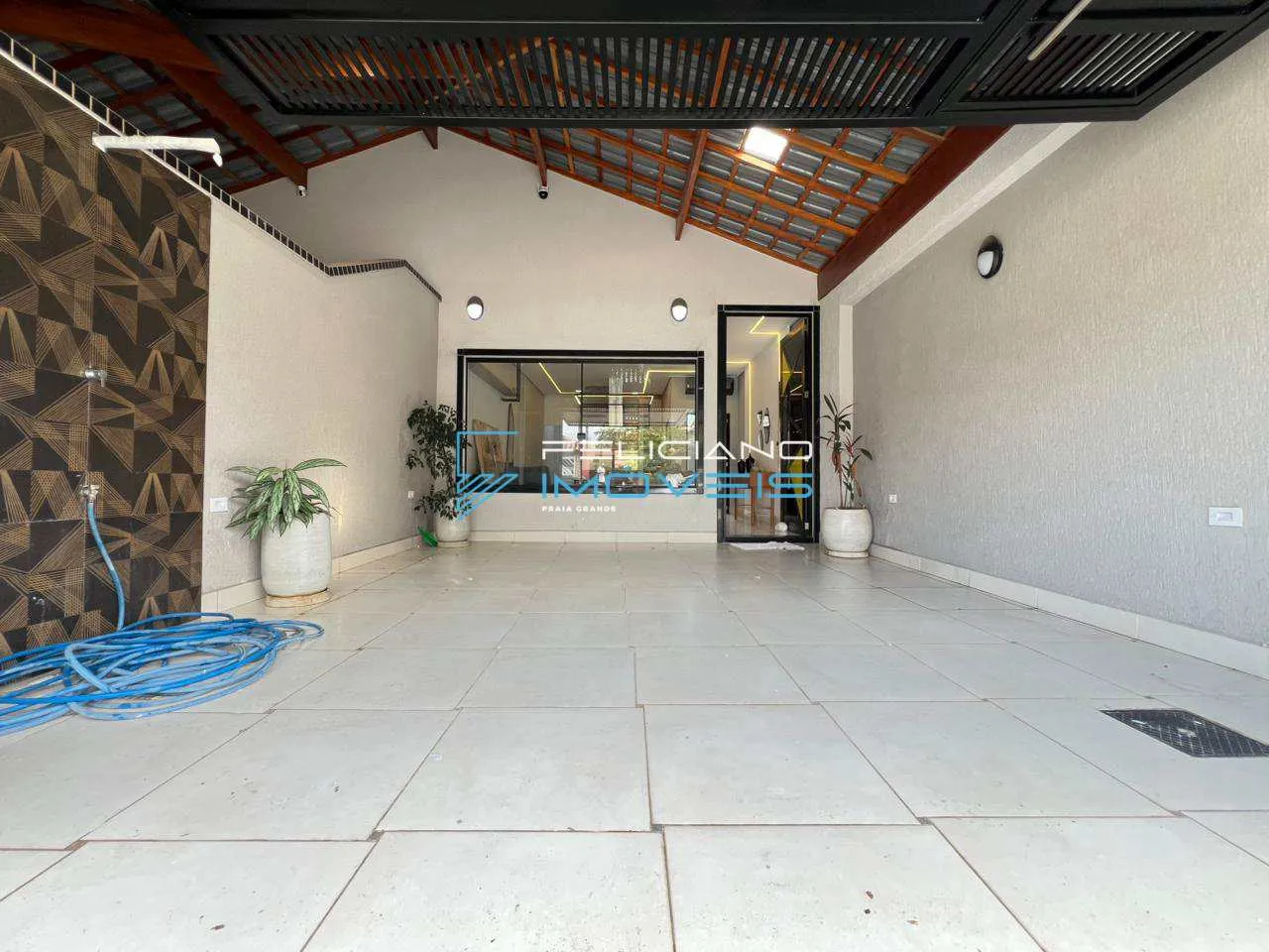 Imagem Casa com 3 quartos, Caiçara, Praia Grande - R$ 998 mil, Cod: 4739